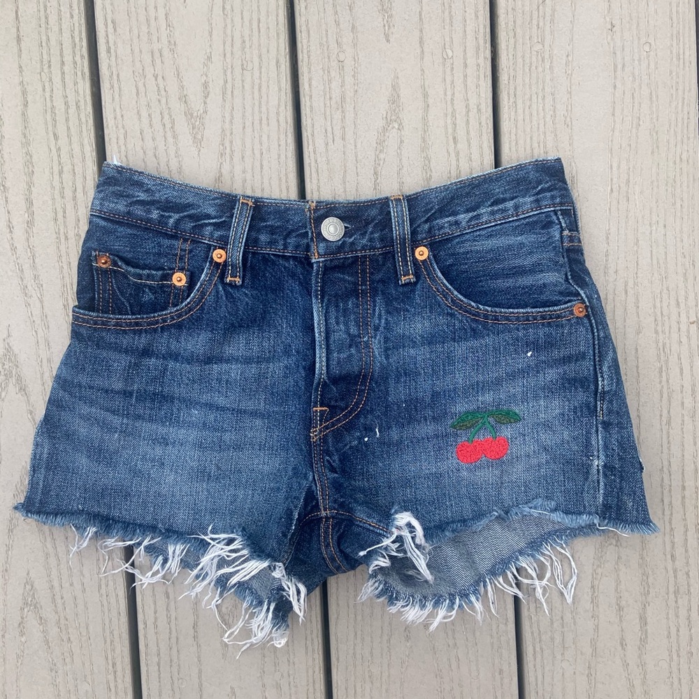 Levi’s shorts